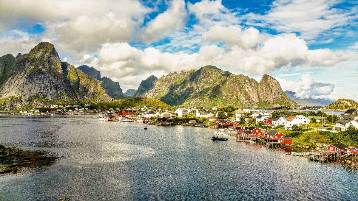 Reine_Lofoten_Norwegen_3